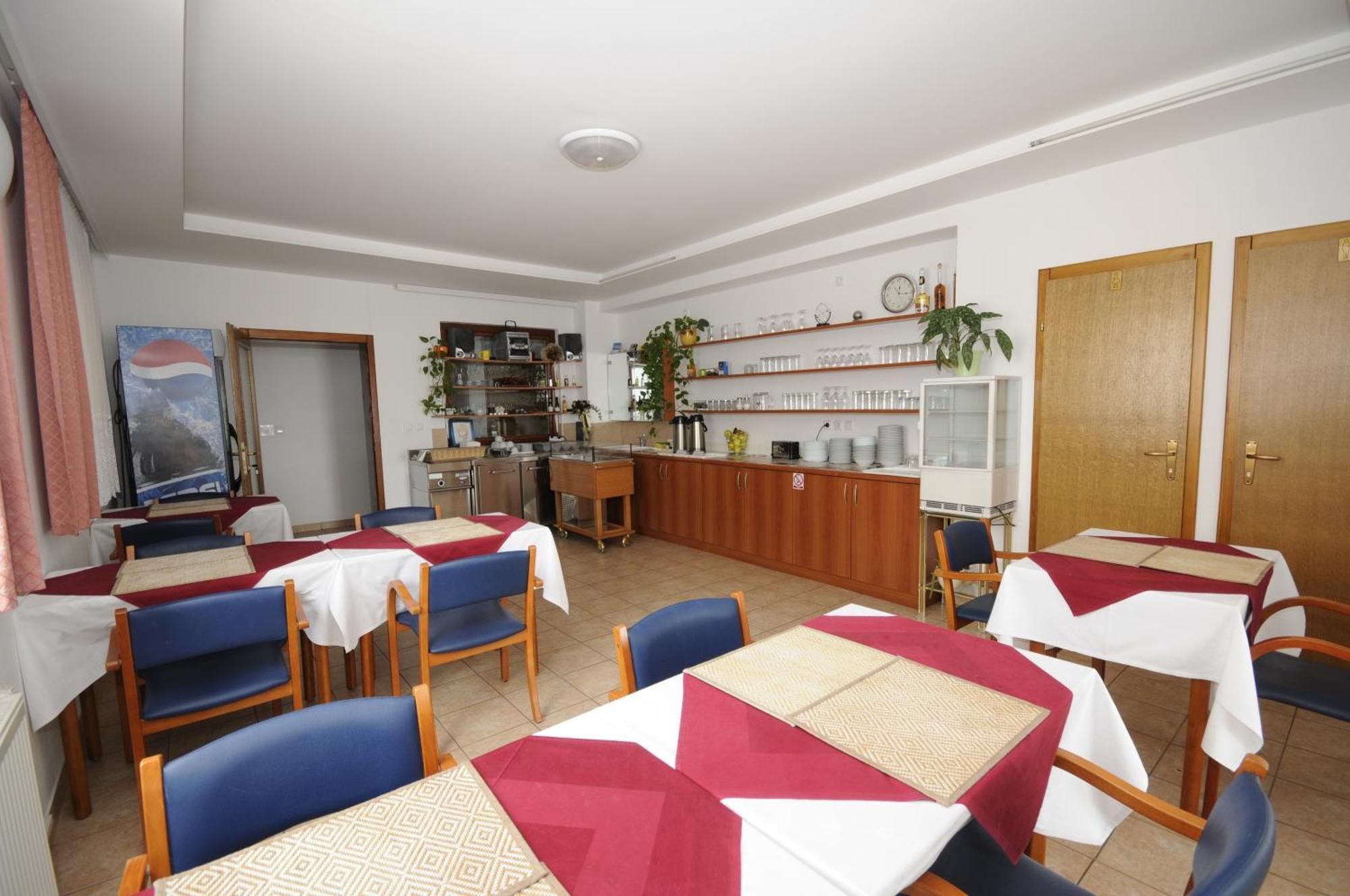 Bed and Breakfast Pansion Antonio Slavonski Brod Exterior foto