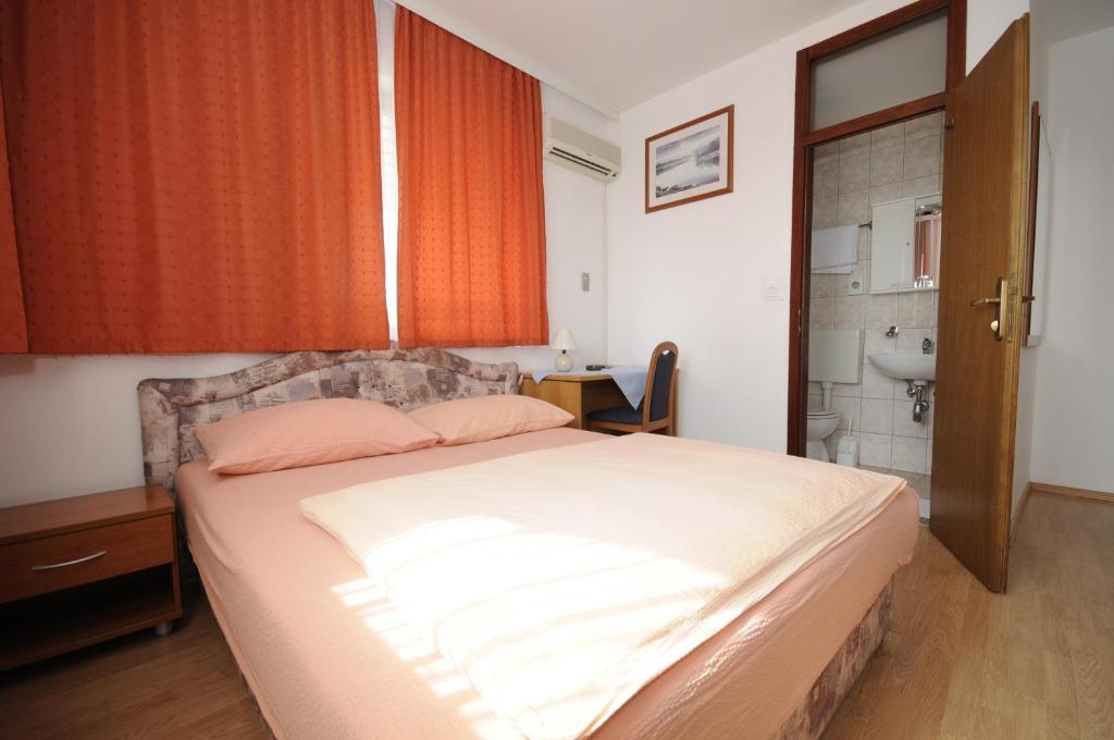 Bed and Breakfast Pansion Antonio Slavonski Brod Zimmer foto