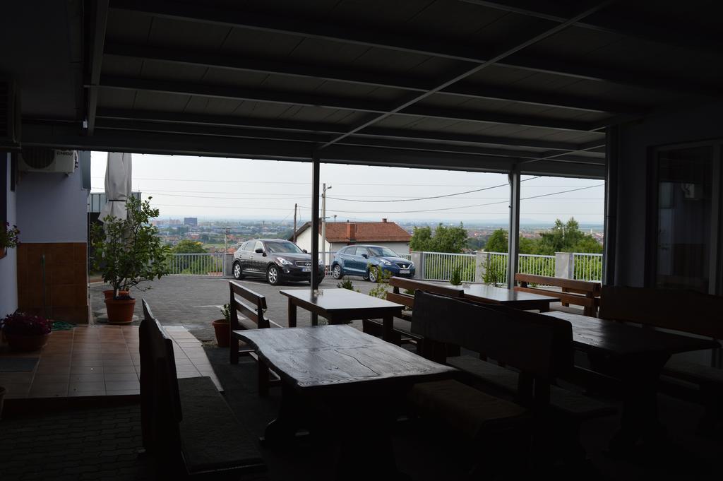 Bed and Breakfast Pansion Antonio Slavonski Brod Exterior foto